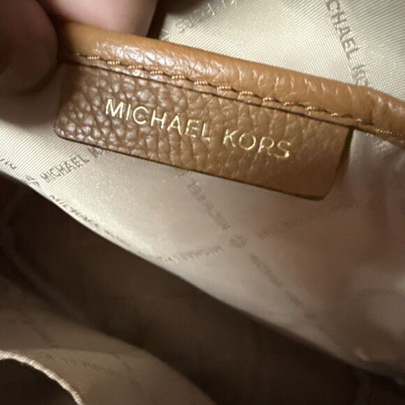 Michael Michael Kors‎ Abbey Medium Studded Backpack White/Acorn Used Very Clean Michael Michael Kors Abbey Medium Studded Backpack White  main image 3